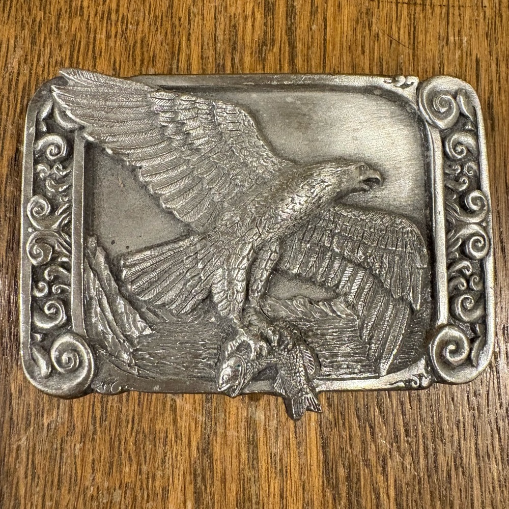 Vintage 1984 Siskiyou Eagle with Fish Pewter Belt Buckle
